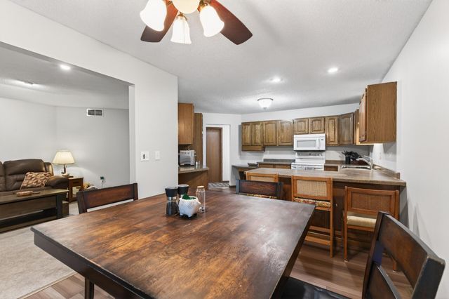 6710 Buckley Circle, Inver Grove Heights, MN 55076