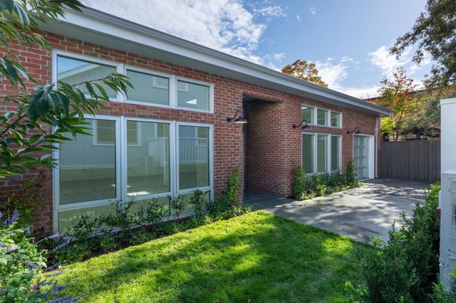 235 Alma Street, Palo Alto, CA 94301