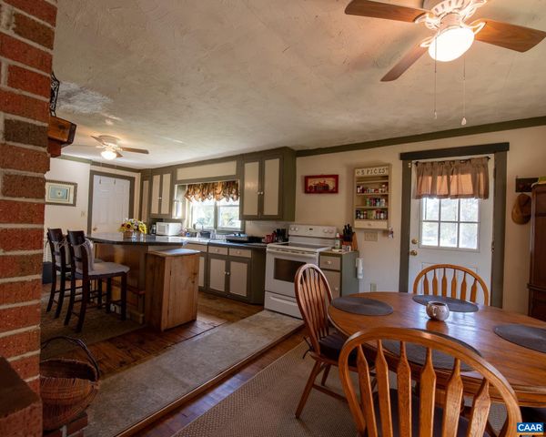 21 BRIGHT ACRES CT, Brightwood, VA 22715