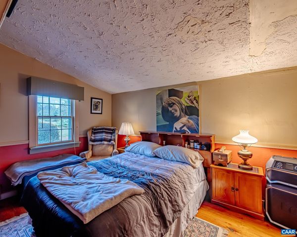 21 BRIGHT ACRES CT, Brightwood, VA 22715