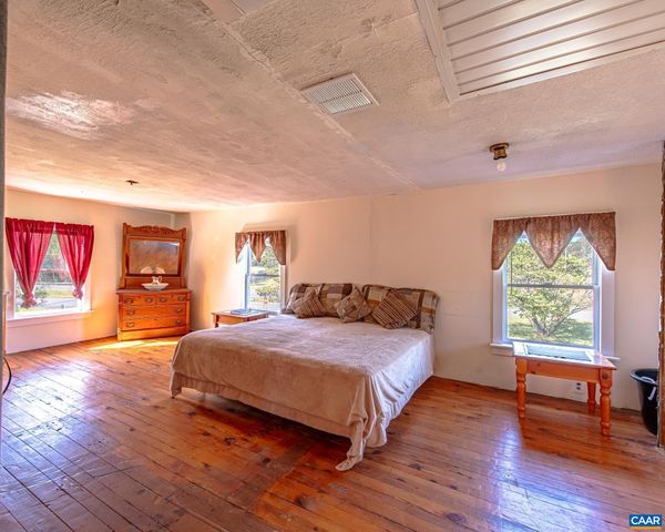 21 BRIGHT ACRES CT, Brightwood, VA 22715