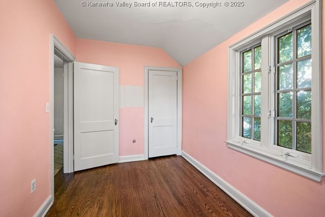 854 Edgewood Drive, Charleston, WV 25302