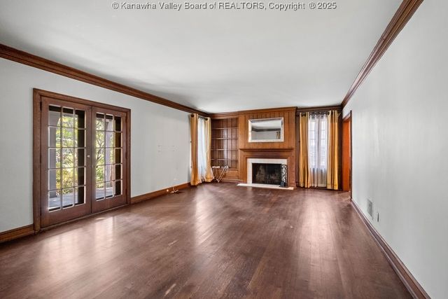 854 Edgewood Drive, Charleston, WV 25302