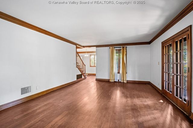 854 Edgewood Drive, Charleston, WV 25302