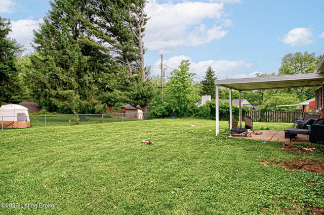 2112 Challedon Way, Louisville, KY 40223