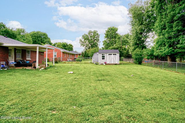 2112 Challedon Way, Louisville, KY 40223