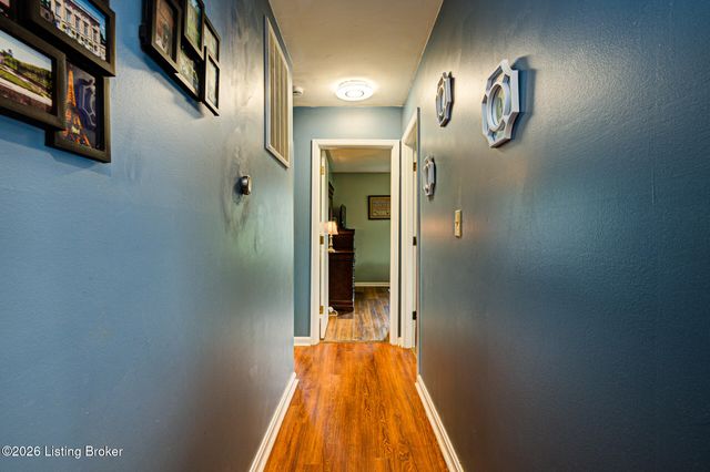 2112 Challedon Way, Louisville, KY 40223