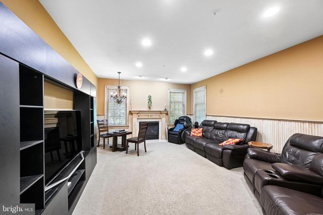 1600 NORRISTOWN RD, Ambler, PA 19002