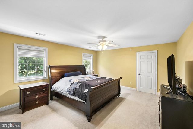 1600 NORRISTOWN RD, Ambler, PA 19002