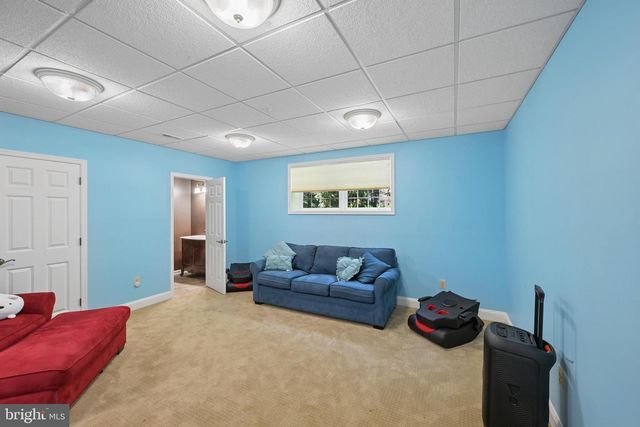 1600 NORRISTOWN RD, Ambler, PA 19002