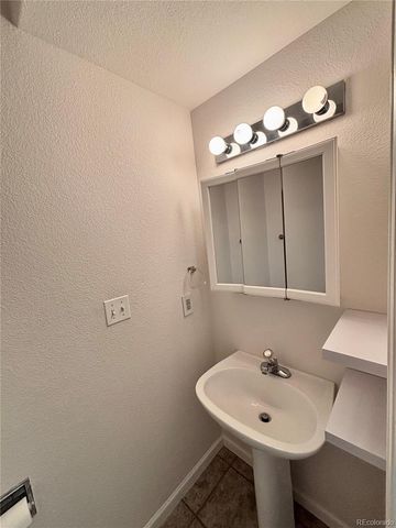 10640 W 12th Lane D, Lakewood, CO 80215