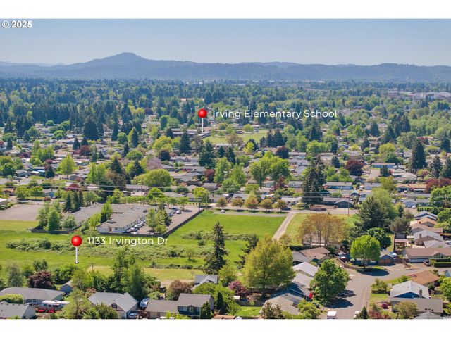 1133 IRVINGTON Dr, Eugene, OR 97404