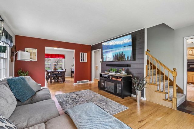 2115 119th STREET, Wauwatosa, WI 53226
