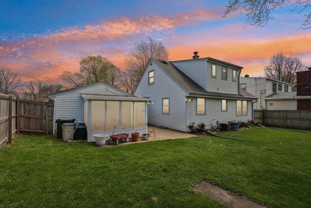 2115 119th STREET, Wauwatosa, WI 53226