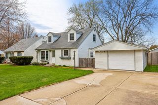 2115 119th STREET, Wauwatosa, WI 53226