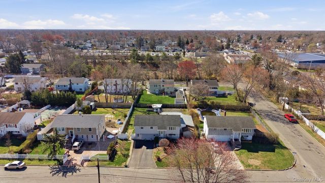 106 Bergold Street, Brentwood, NY 11717