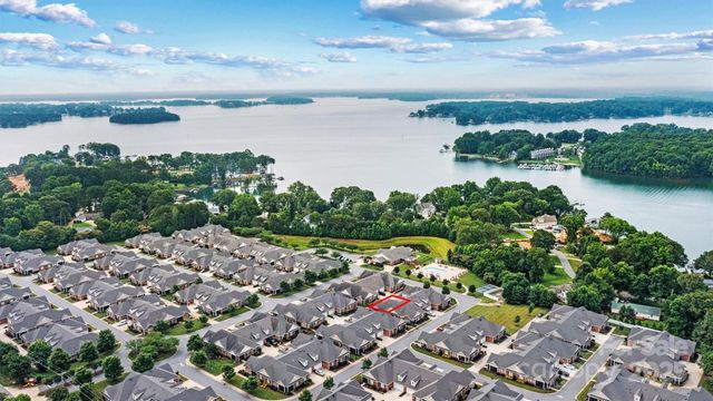 2369 Stardust Court, Denver, NC 28037