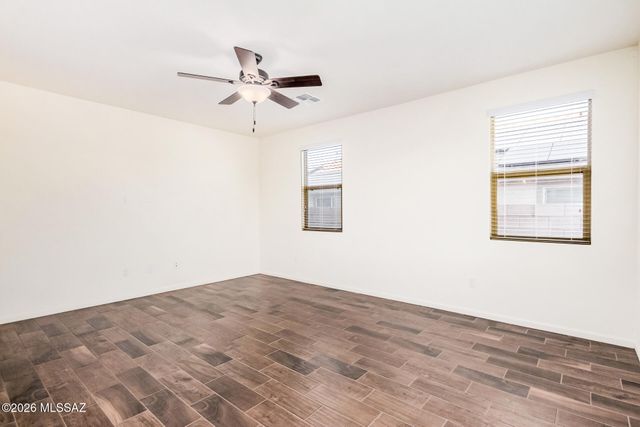 17321 S Nicholas Falls Drive, Vail, AZ 85641