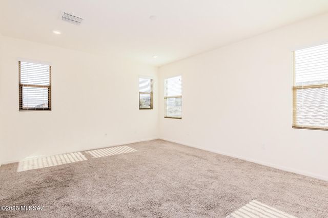 17321 S Nicholas Falls Drive, Vail, AZ 85641