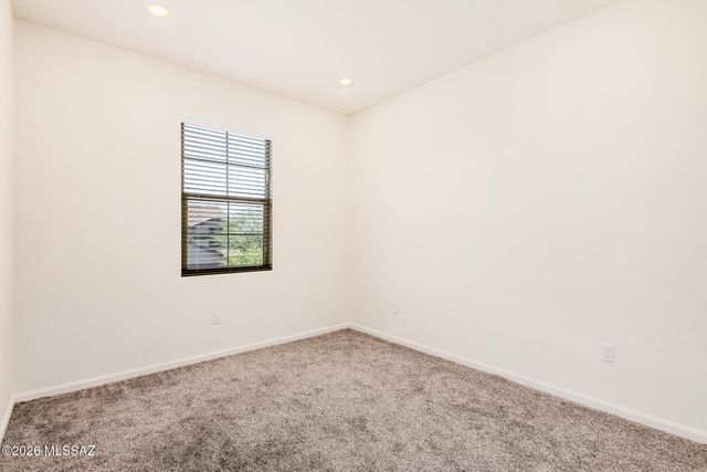 17321 S Nicholas Falls Drive, Vail, AZ 85641