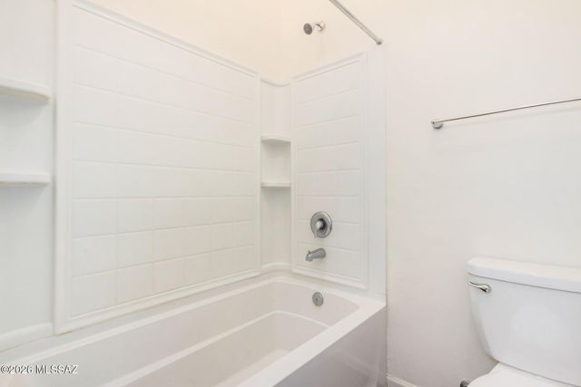 17321 S Nicholas Falls Drive, Vail, AZ 85641