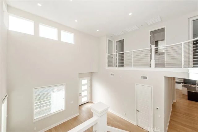 61 Einstein, Irvine, CA 92618