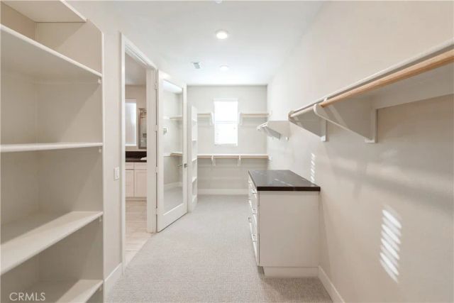 61 Einstein, Irvine, CA 92618