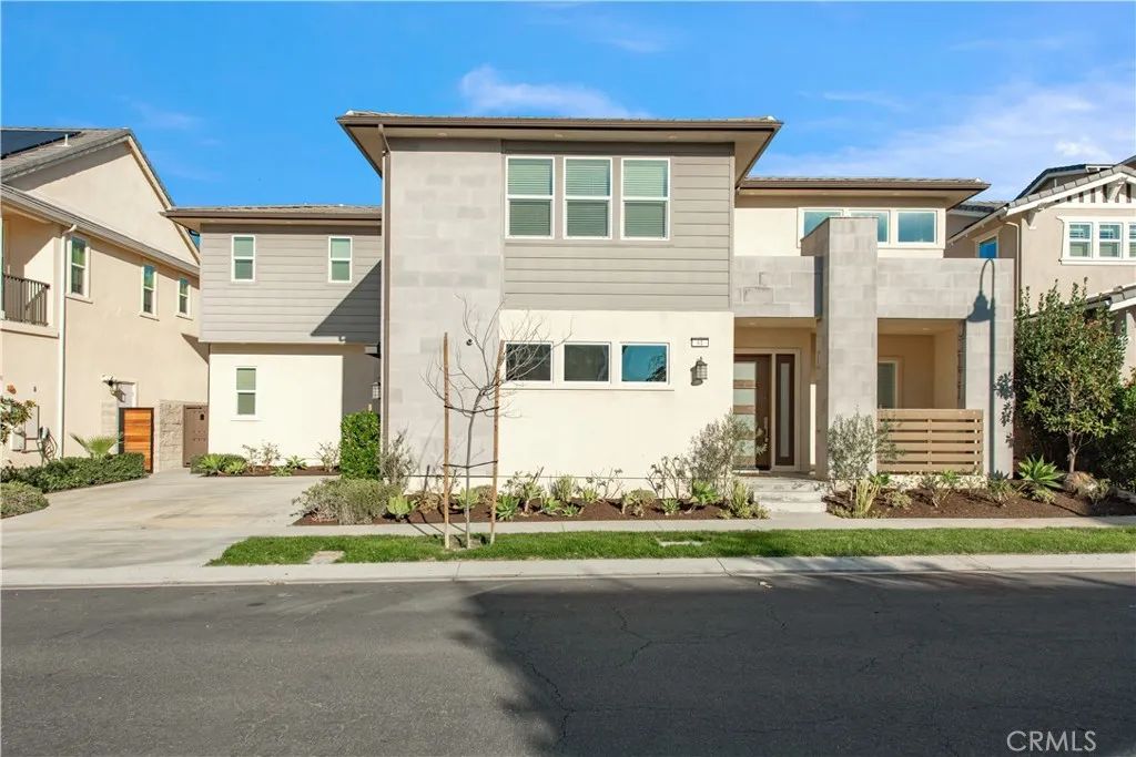 61 Einstein, Irvine, CA 92618