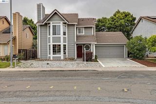 323 Sandstone Dr, Fremont, CA 94536