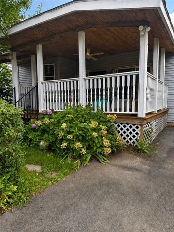62 De Pinedo Street, Providence, RI 02904