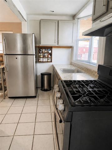 62 De Pinedo Street, Providence, RI 02904