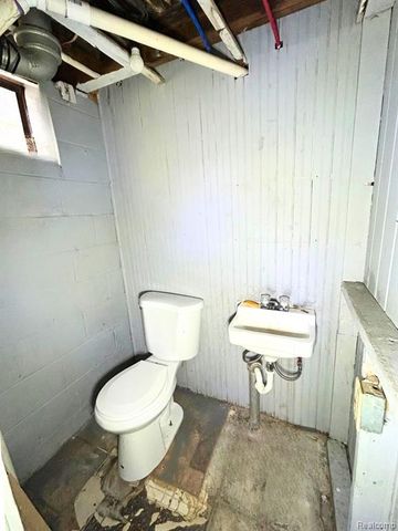 15256 Fordham Street, Detroit, MI 48205