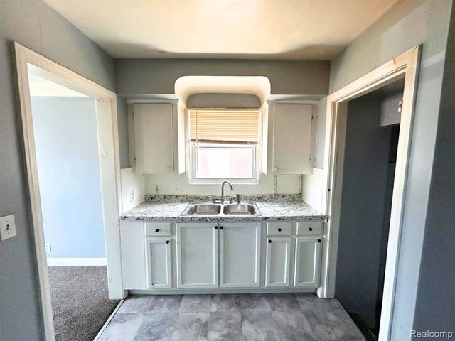 15256 Fordham Street, Detroit, MI 48205