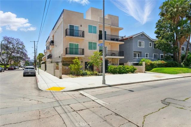 11302 Morrison Street 302, North Hollywood, CA 91601