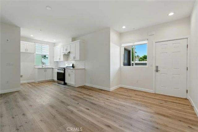 11302 Morrison Street 302, North Hollywood, CA 91601