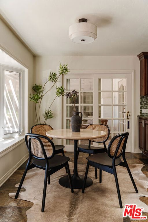 Image 15 of property listing at 9747 Babbitt Avenue, Northridge, CA 91325