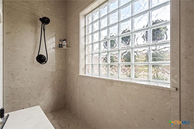 416 Western Sky Trail, Jarrell, TX 76537