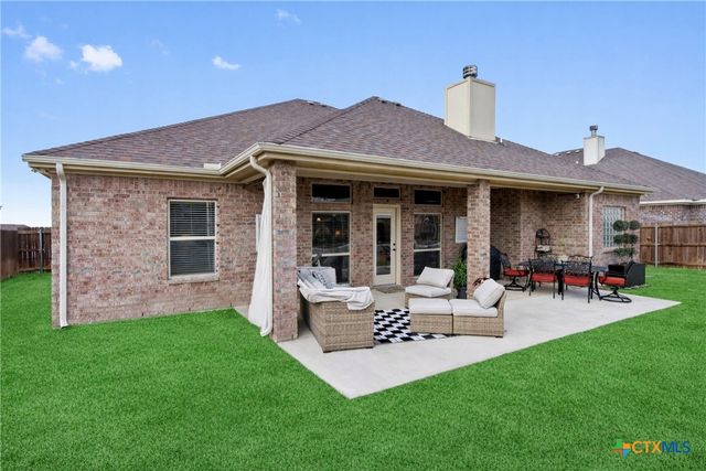 416 Western Sky Trail, Jarrell, TX 76537