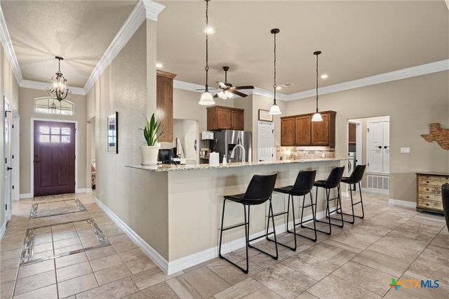 416 Western Sky Trail, Jarrell, TX 76537