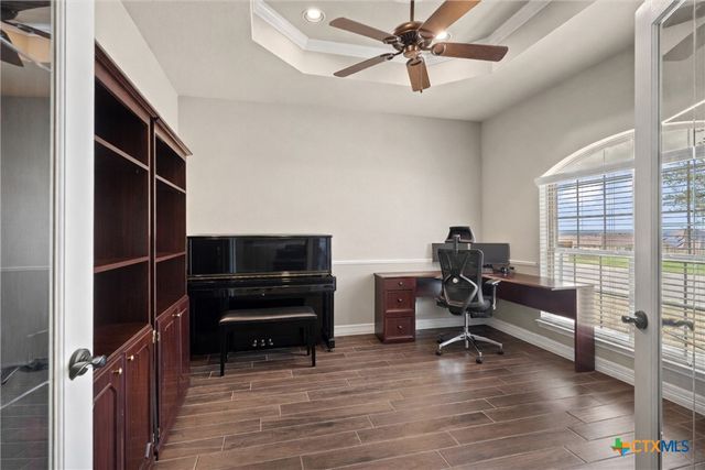 416 Western Sky Trail, Jarrell, TX 76537