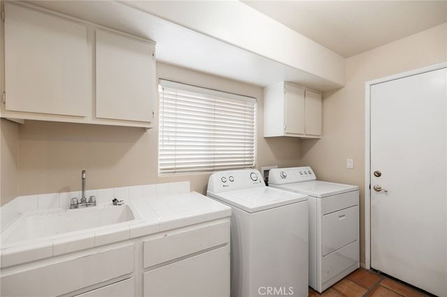 40511 Via Amapola, Murrieta, CA 92562