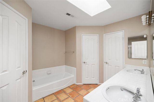 40511 Via Amapola, Murrieta, CA 92562