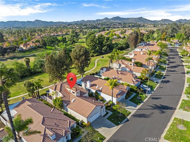 40511 Via Amapola, Murrieta, CA 92562
