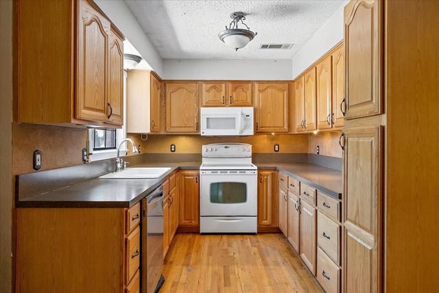 2908 Lynell Drive, Seagoville, TX 75159