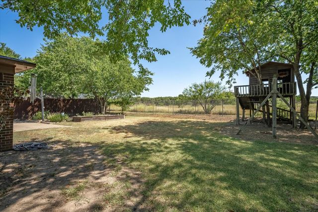 2908 Lynell Drive, Seagoville, TX 75159