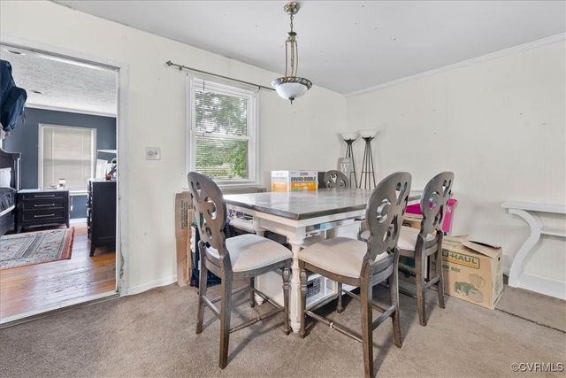 2560 Pin Oak Ct, Colonial Heights, VA 23834