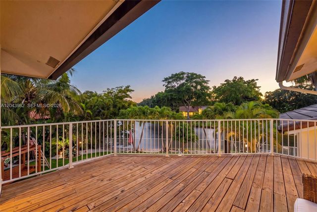 962 SW 93rd Ter, Plantation, FL 33324