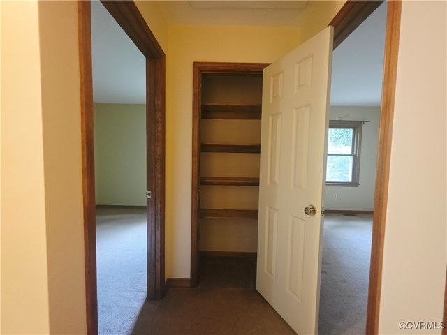 15805 Roland View Dr, Chesterfield, VA 23831