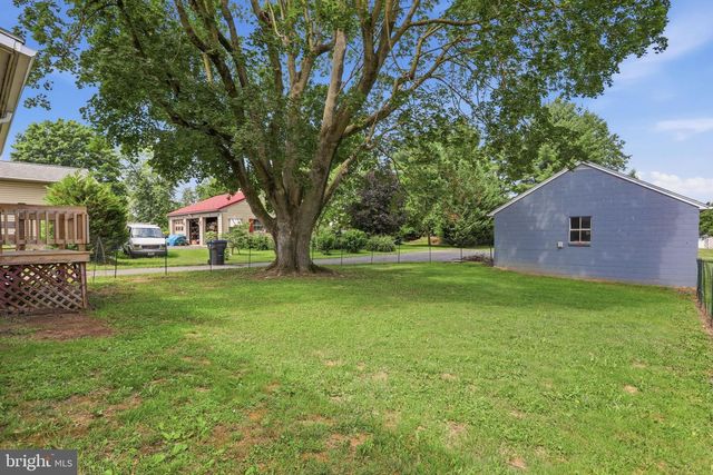 552 N ALLISON ST, Greencastle, PA 17225