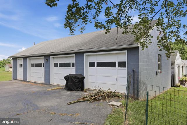 552 N ALLISON ST, Greencastle, PA 17225